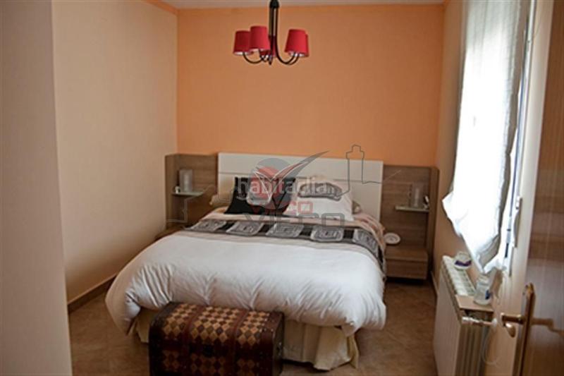 Foto ab247e56-bc29-4102-ab2b-fbb24fd9e3e0. Piso excepcional piso . exterior. en Villar de Olalla