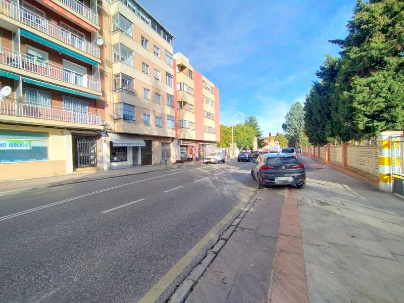 Foto 573c9301-e127-4a1a-9166-21562cd9573c. Local comercial a Reyes Católicos - Paseo de San Antonio Cuenca