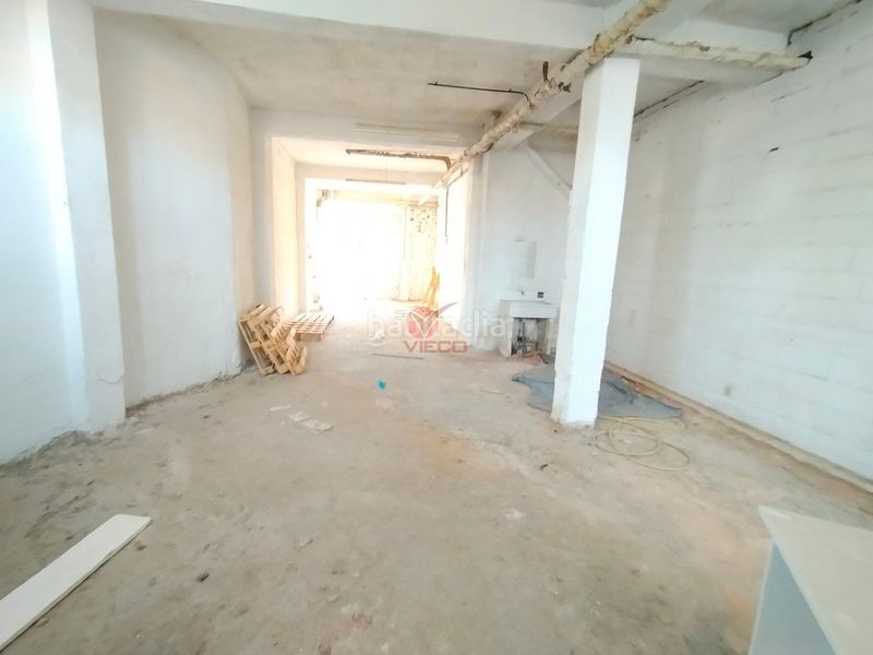 Foto a82899eb-93ab-4789-8a2c-0ae4fc98c3fb. Local comercial a Reyes Católicos - Paseo de San Antonio Cuenca