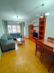 Miete Etagenwohnung  Mercedes escribano. En cuenca