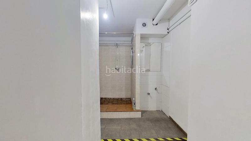 Foto 24eedab7-3921-4686-9df0-51d1021e5eee. Local comercial a Sants Barcelona