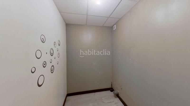 Foto 8a364a58-c24d-48c7-be91-6c61edf74d29. Local comercial a Sants Barcelona