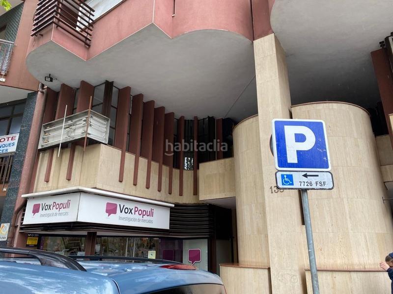 Foto c15495f8-4cd7-42bd-a74a-95ee0d164180. Local comercial a Sants Barcelona