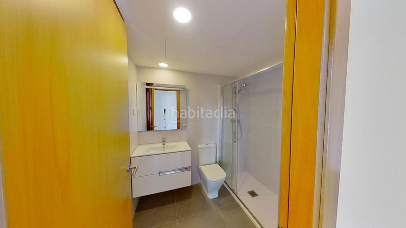 Foto a927b0c7-e501-4088-8b3d-34206dbdd18f. Casa adossada amb calefacció aparcament a La Pineda Castelldefels