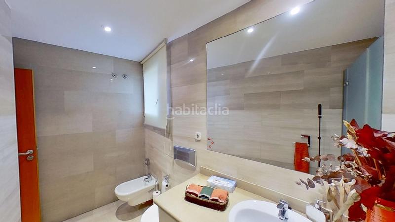 Foto b71480f1-c773-442c-a13f-80a8f34837a7. Duplex con riscaldamento parcheggio piscina in les botigues de Sitges Sitges
