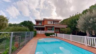 Lloguer Casa a Gava Mar. Alquiler casa independiente con piscina