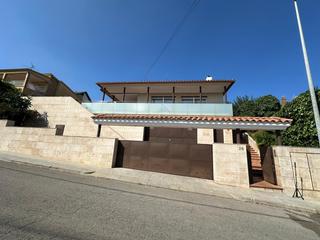 Casa a Marianao. Elegante casa en venta