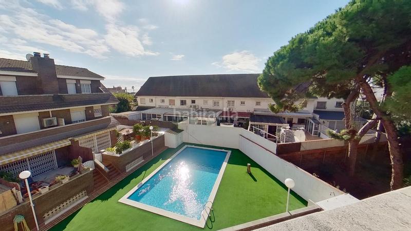 Foto 15c8c618-098f-4520-b10f-114d34d84e68. Casa a schiera con riscaldamento parcheggio piscina in Castelldefels