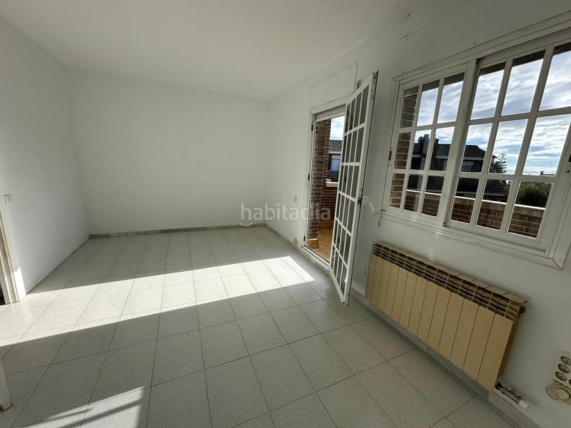 Foto 1778e118-424b-4f81-bcdd-6c02d5c10321. Casa a schiera con riscaldamento parcheggio piscina in Castelldefels