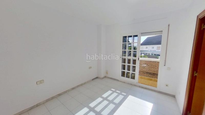 Foto 1d31f6f2-2a90-44be-a792-e1c7600c74aa. Casa a schiera con riscaldamento parcheggio piscina in Castelldefels