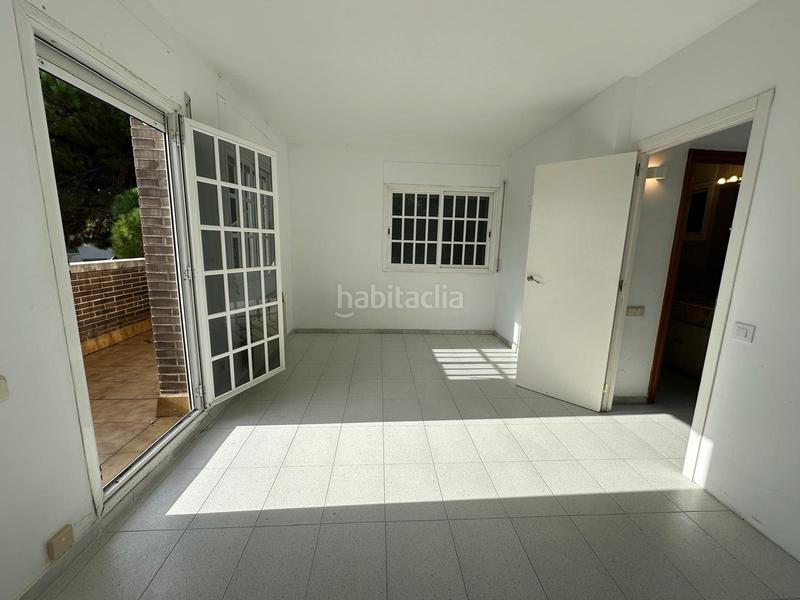 Foto 249fe8ff-f8f9-4672-8a4c-820fd0bb7014. Casa a schiera con riscaldamento parcheggio piscina in Castelldefels