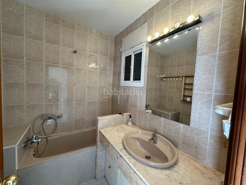 Foto 52c4991a-59fd-49a1-8221-a763edd9126e. Casa a schiera con riscaldamento parcheggio piscina in Castelldefels