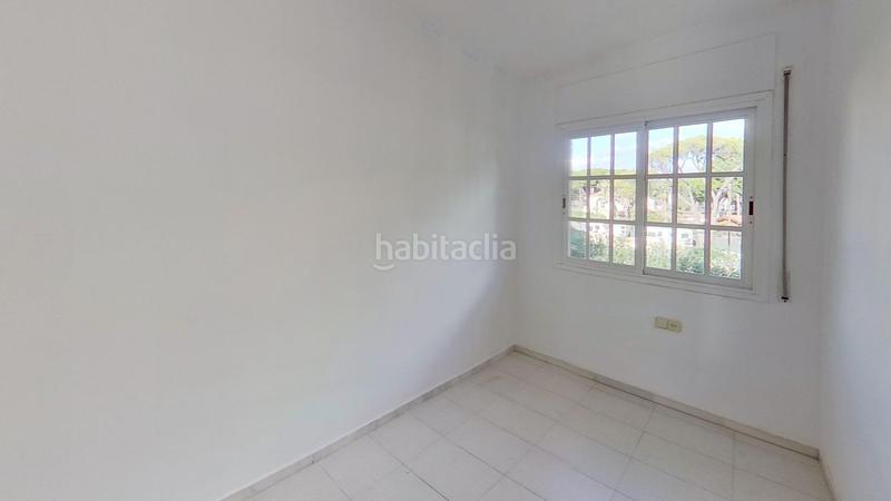 Foto 754c2494-1b27-4635-b549-123324e47ed7. Casa a schiera con riscaldamento parcheggio piscina in Castelldefels