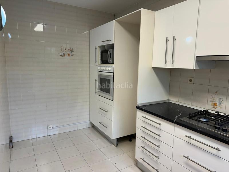 Foto 808167c9-0dbc-4c19-857b-310be2959f4b. Casa a schiera con riscaldamento parcheggio piscina in Castelldefels