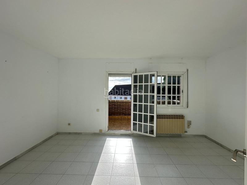 Foto 8be987a7-b3c5-4d76-8372-6d3ff30d8f3e. Casa a schiera con riscaldamento parcheggio piscina in Castelldefels