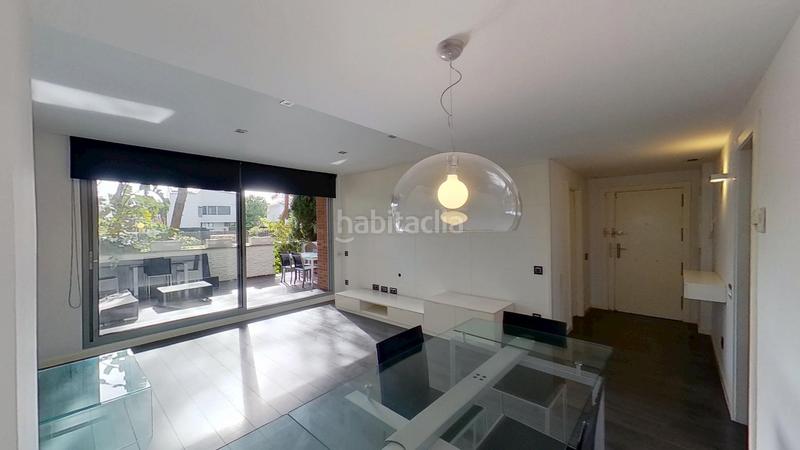 Foto 35b3e7a5-a3a7-415e-970f-68e167fc8771. Etagenwohnung mit pool in Gava Mar Gavà