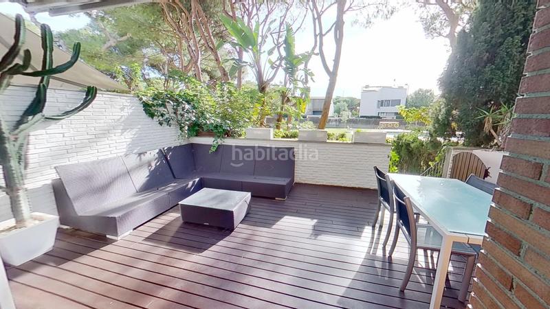 Foto 7f0f32cb-f339-4afe-8d10-eb0c7760c351. Etagenwohnung mit pool in Gava Mar Gavà