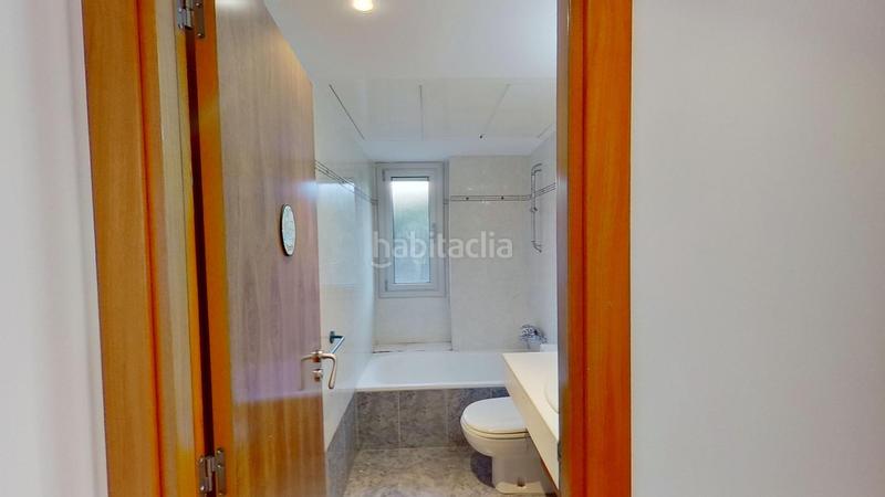 Foto 1f583552-0f1c-4a42-acee-7391e37ac99e. Alquiler planta baja alquiler planta baja 4 habitaciones en Castelldefels