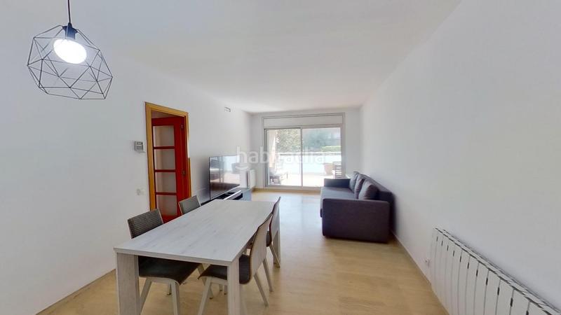 Foto 4560ee62-a046-4b9b-ae61-ac780e647d42. Alquiler planta baja alquiler planta baja 4 habitaciones en Castelldefels