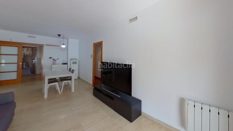 Foto 3ac1def8-b659-4e14-82d9-71d9d1543f93. Lloguer planta baixa amb calefacció aparcament piscina a Castelldefels