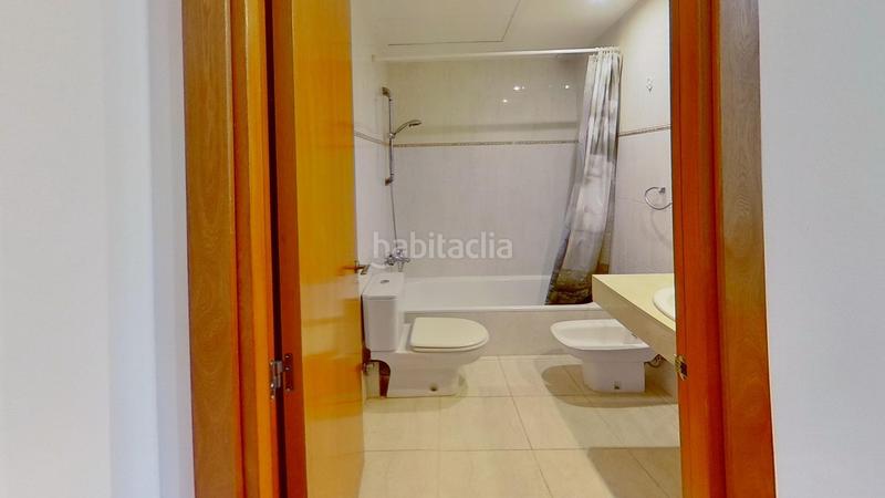 Foto a49bf43e-ebee-4dae-9ecf-012fe3c1fa73. Lloguer planta baixa amb calefacció aparcament piscina a Castelldefels