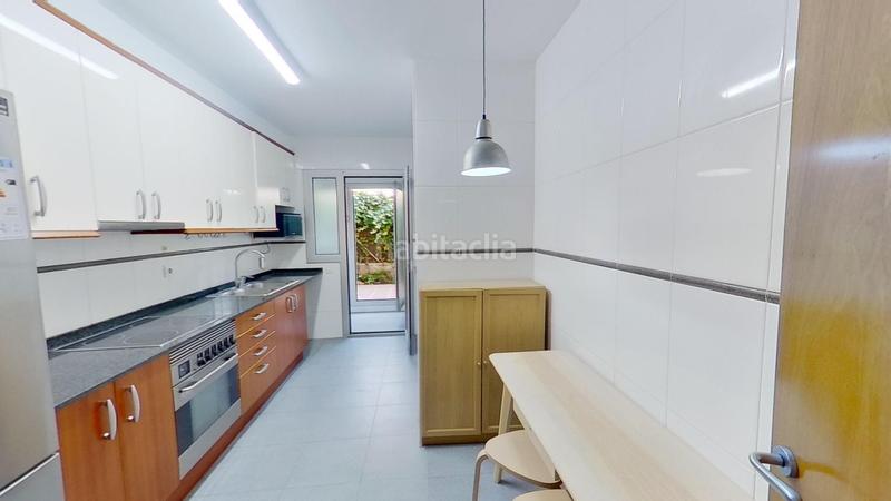 Foto 156f708c-5f4b-4f44-a2c6-d54b979d9629. Rent ground floor with heating parking pool in Muntanyeta Castelldefels