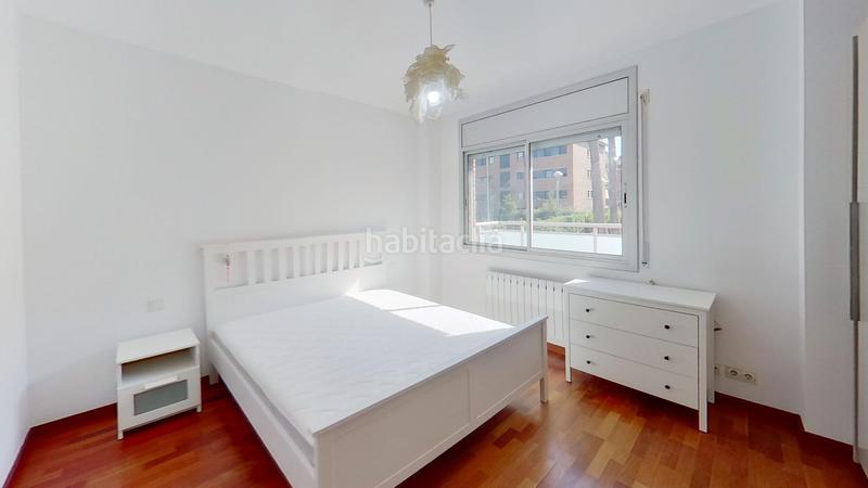 Foto 3a28f1ad-3975-4723-a867-2d4c51fde797. Rent ground floor with heating parking pool in Muntanyeta Castelldefels