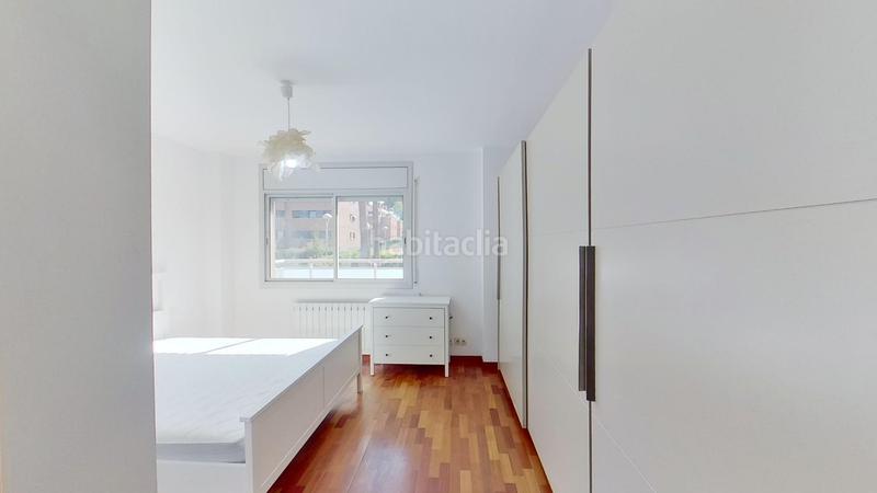 Foto 3cc16ff6-ceb6-4ed8-84b5-5649c5abfc60. Rent ground floor with heating parking pool in Muntanyeta Castelldefels