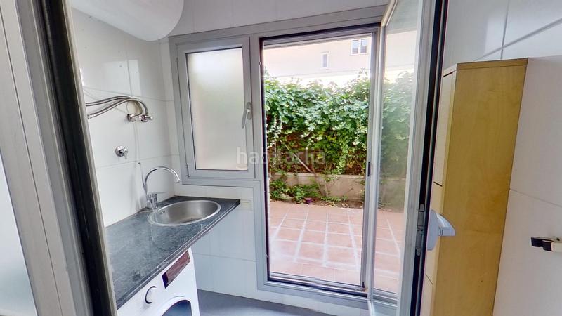 Foto 60efdbff-3cf9-4764-9cec-9a20d95a06a3. Rent ground floor with heating parking pool in Muntanyeta Castelldefels