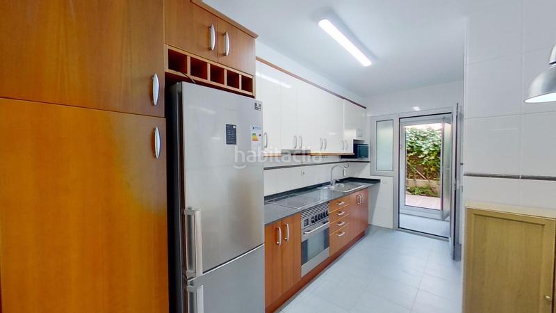 Foto 7d6aa83c-7bc1-4aae-bf6c-9e7346e91361. Rent ground floor with heating parking pool in Muntanyeta Castelldefels