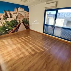 Miete Fabrikhalle  Calle mohorte. Impecable nave destinada a oficinas, situada en el polígono sepe