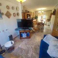 Maison jumelée  Avenida musica española. En venta, adosado en la avenida musica española en cuenca.