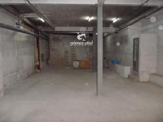Location Local commercial  N/a. Amplo y totalmente diáfano , local con muchas posibilidades por