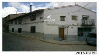 Maison  N/a. En tejadillos en pleno centro del pueblo encontramos esta amplia