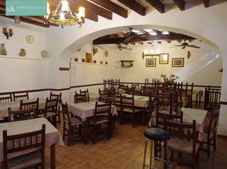 Appartement à Sineu. Casarestaurante en centro de sineu