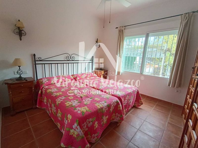 Foto 8dcd101c-ba0d-4c91-b50f-e8e896badf73. Alquiler chalet  independiente . en Benajarafe