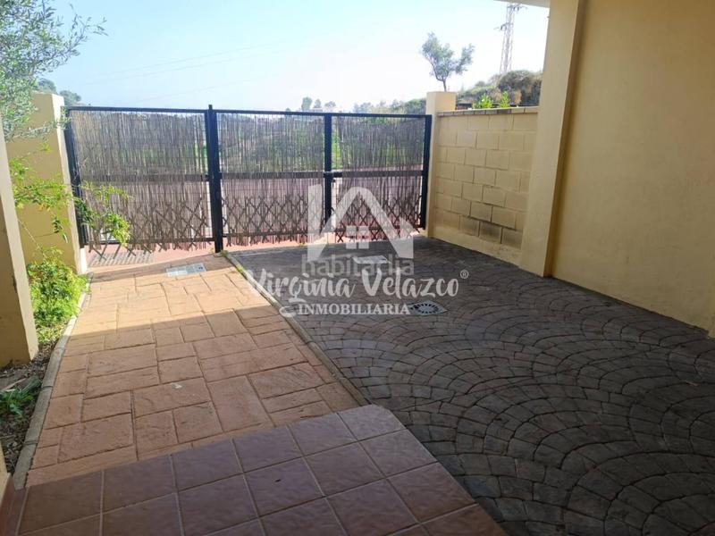 Foto 845180b3-7a5a-4dfa-8cae-071602db05c9. Semi detached house with parking pool in Añoreta Golf - Paraíso del Sol Rincón de la Victoria