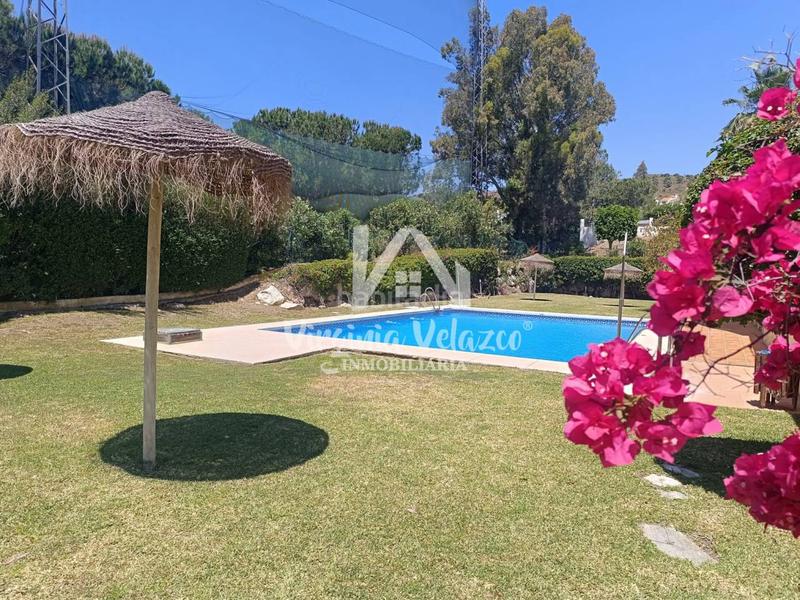 Foto ca1a59cc-d698-4656-8b5e-3dafd5714fe5. Semi detached house with parking pool in Añoreta Golf - Paraíso del Sol Rincón de la Victoria