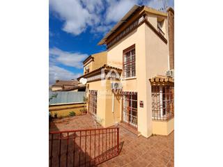 Casa aparellada  Gladiolos. Gran chalet pareado en venta en rincon de la victoria