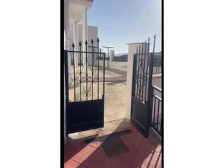Casa a Moclinejo. Dos casas dúplex en venta en el valdés