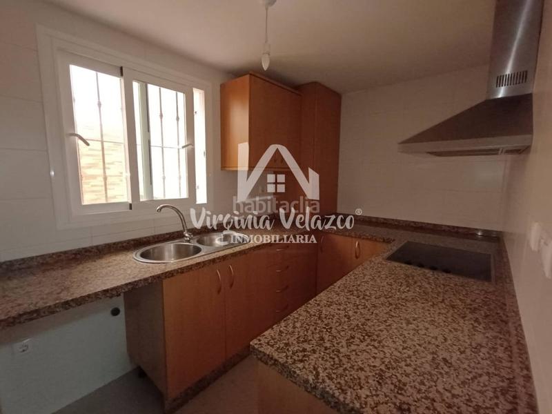 Foto d03161e7-9fa4-4400-bda0-efe370a73cf2. Piso  en venta en El Palo en El Palo Málaga
