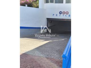 Parking coche en Realenga de san luis 9. Plaza de garaje en venta en parque del oeste  málaga