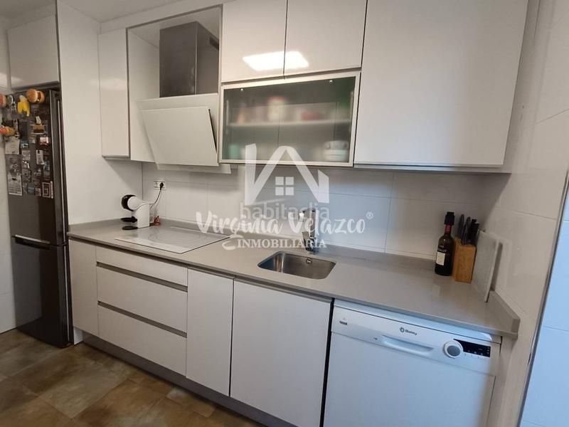 Foto 067bc60f-71d5-4297-904f-1466b5490db0. Flat with heating parking pool in La Cala del Moral Rincón de la Victoria