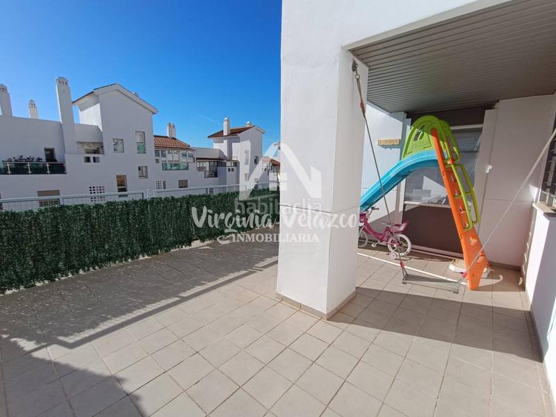 Foto 572868e2-8989-407d-8ce7-e34928e7fa6b. Flat with heating parking pool in La Cala del Moral Rincón de la Victoria