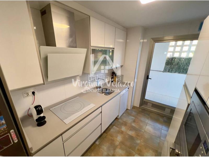 Foto a755f179-ca57-427d-a55a-43bc867667b3. Flat with heating parking pool in La Cala del Moral Rincón de la Victoria