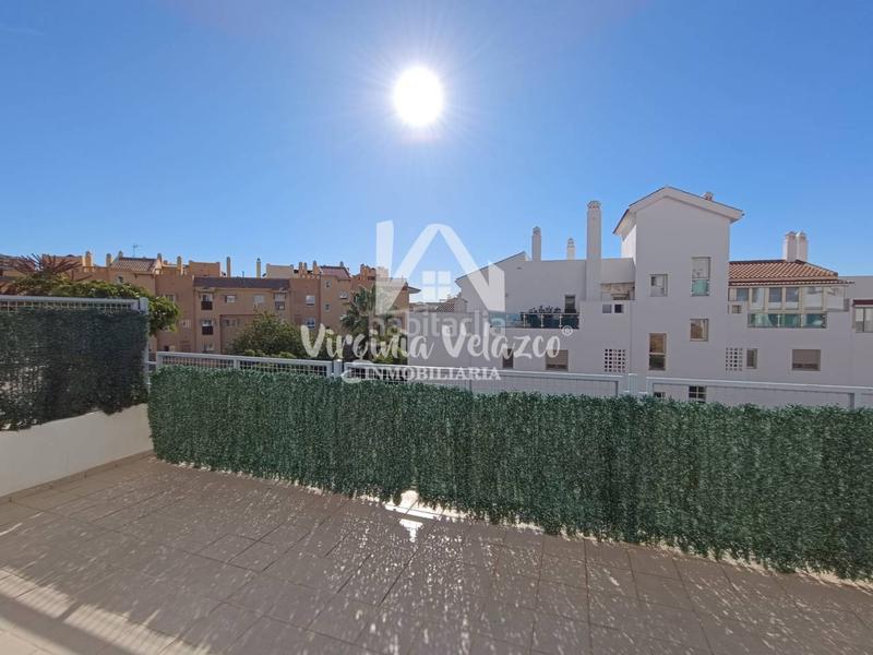Foto b6d3f09f-d418-45bc-bd23-10262f64ac2b. Flat with heating parking pool in La Cala del Moral Rincón de la Victoria
