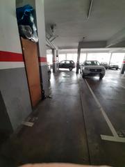 Parking voiture à Marianao