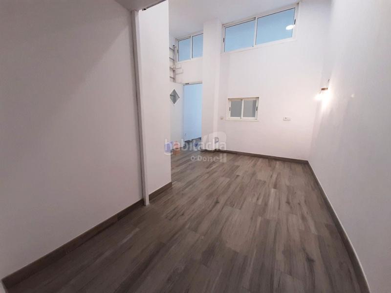 Foto a53d9c44-b35e-4047-9df9-ee4eb916c658. Local comercial local reformado en Marianao Sant Boi de Llobregat
