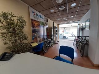 Rent Business premise in Centre. Local en zona centro jto plz cataluña