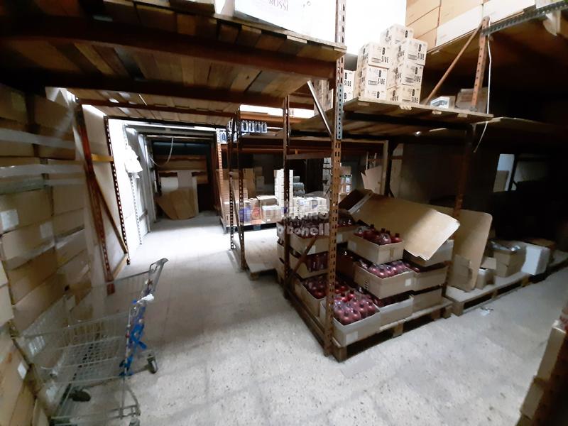 Foto 5cfd6048-f73b-4aec-8619-6c73bb1997d3. Local comercial local jto ctra viladecans en Casablanca Sant Boi de Llobregat